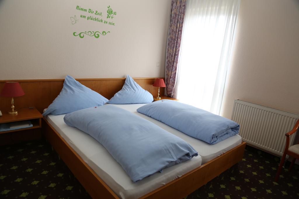 Hotel Taunus Residence บาดคัมแบร์ก ภายนอก รูปภาพ