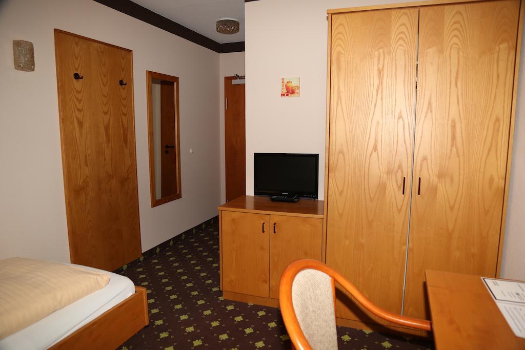 Hotel Taunus Residence บาดคัมแบร์ก ภายนอก รูปภาพ