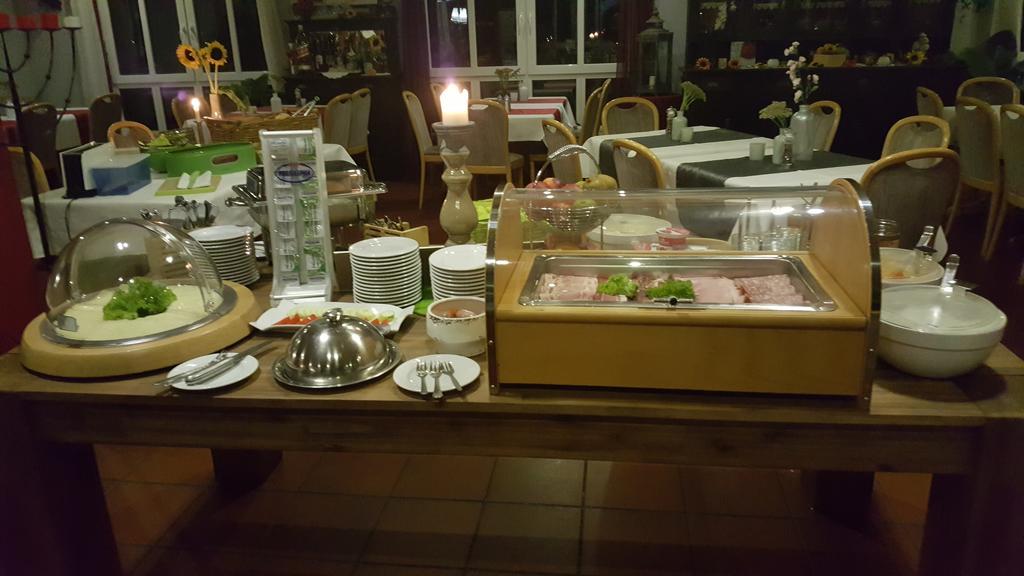 Hotel Taunus Residence บาดคัมแบร์ก ภายนอก รูปภาพ